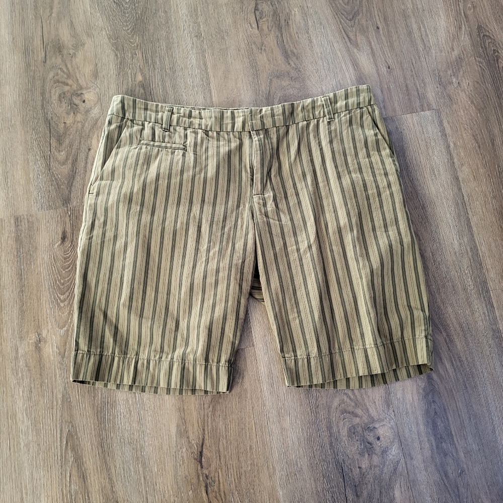 Patagonia Organic Cotton Striped Hiking Shorts 8 Olive Green Bermuda Outdoor